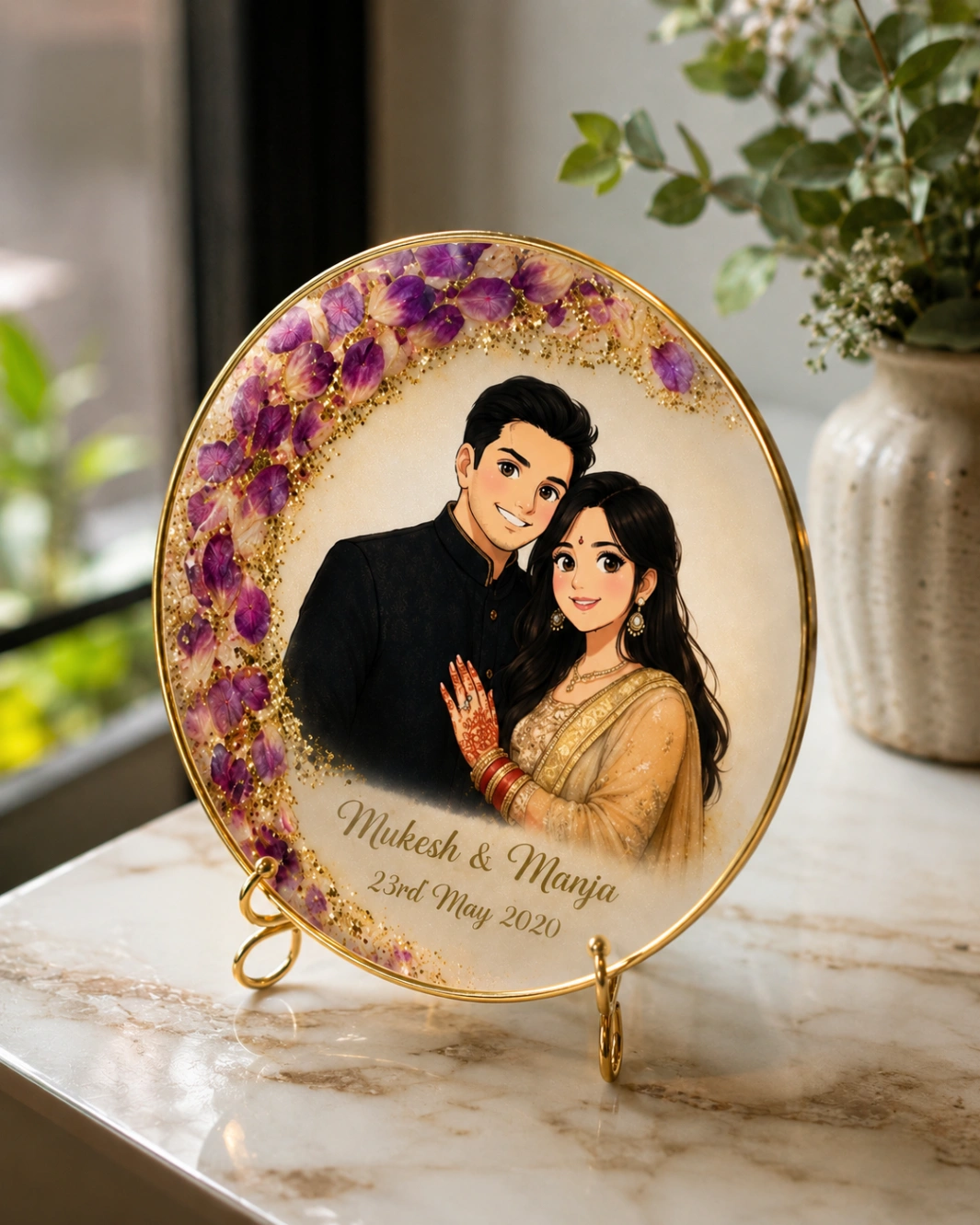 Round Varmala Preservation Resin Frame view 4