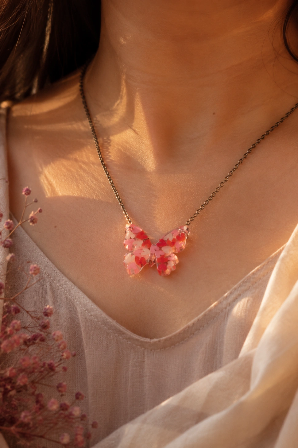 Real Flower Butterfly Resin Pendant Necklace view 4